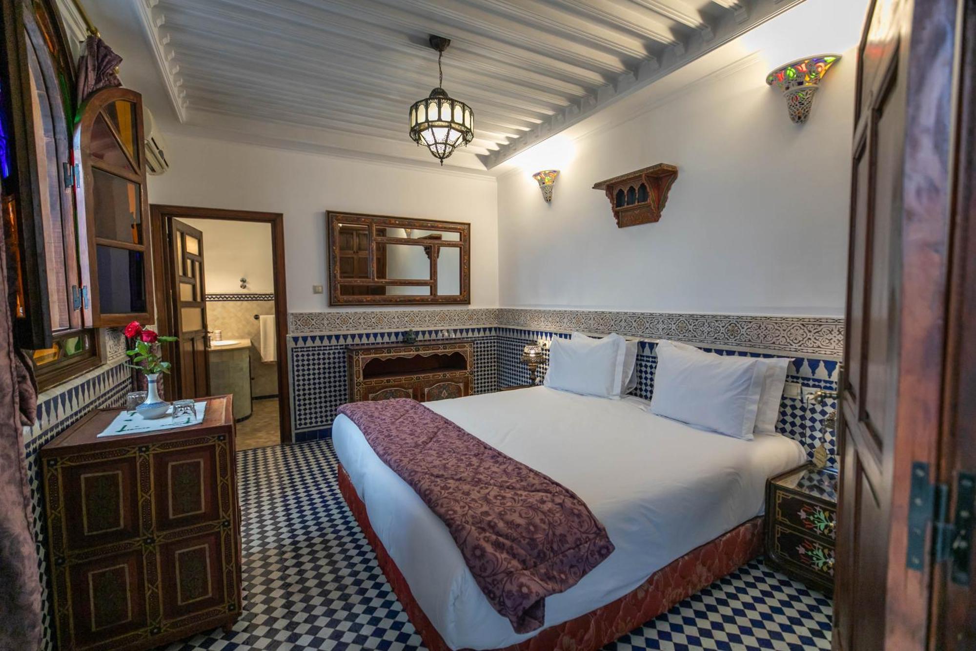 Riad La Perle De La Medina Fès Rom bilde