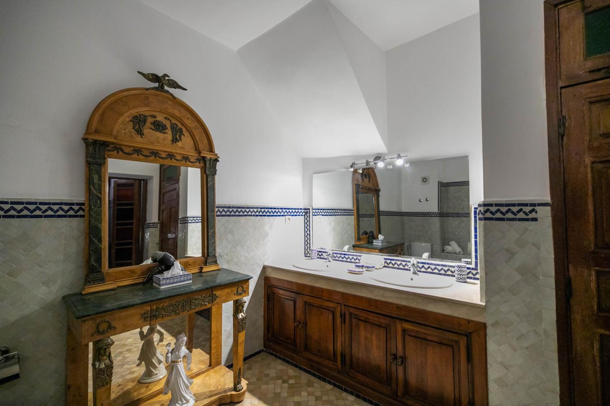 Riad La Perle De La Medina Fès Rom bilde